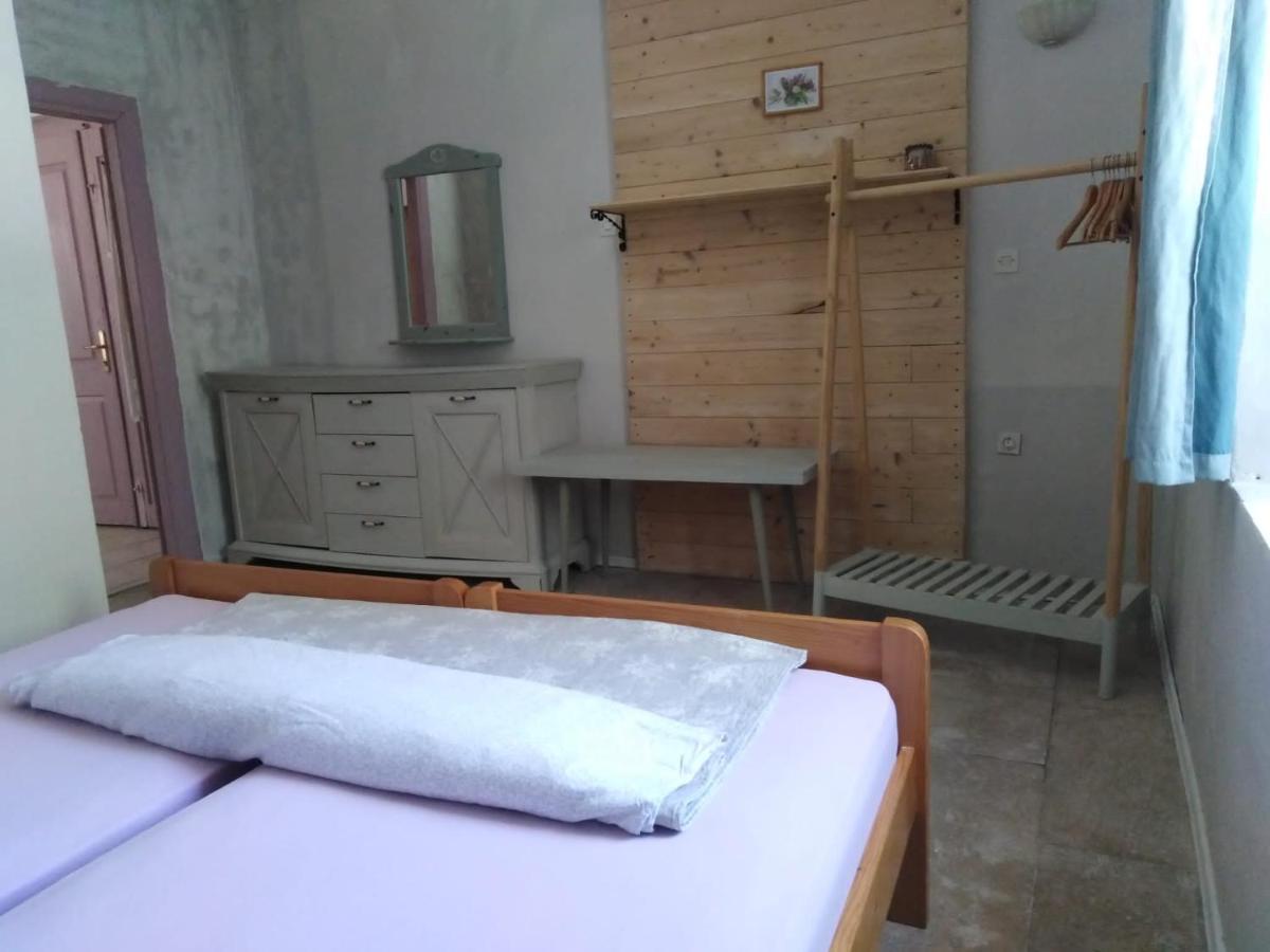 Nerezine Apartmany Centrum Kültér fotó